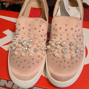 Steve Madden Slip on